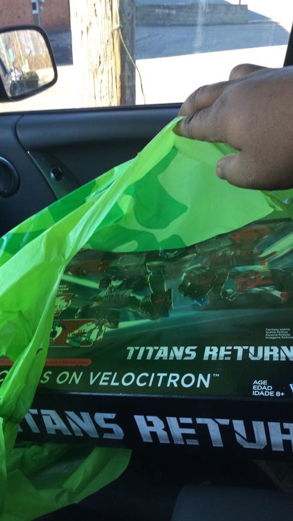Titans Return Chaos On Velocitron Multipack Found At Toys R Us In The US  (3 of 3)